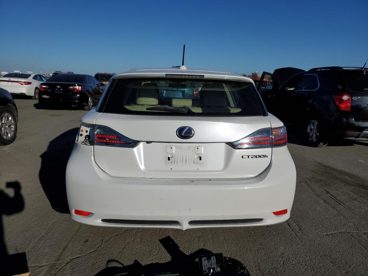 JTHKD5BH4B2043128 2011 Lexus Ct 200