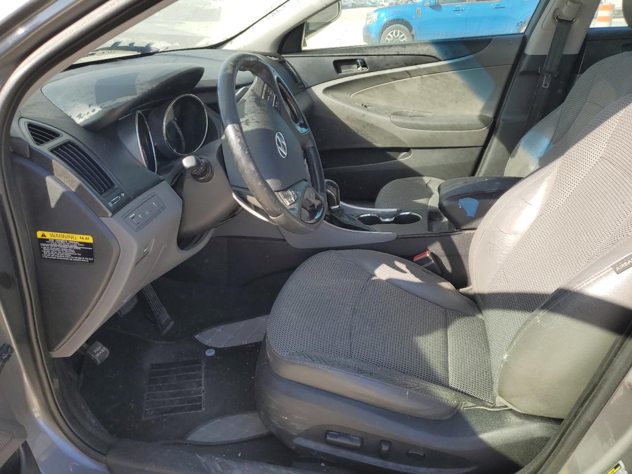 2012 Hyundai Sonata - Image 7