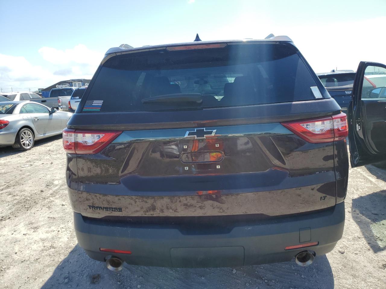 1GNERGKW1KJ156171 2019 Chevrolet Traverse Lt