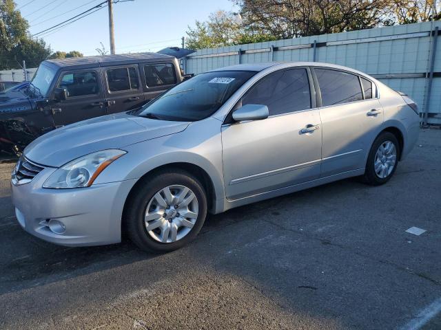 2010 Nissan Altima Base