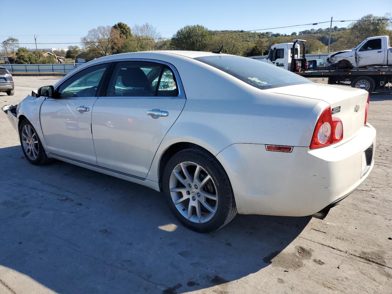 2011 Chevrolet Malibu - Image 2