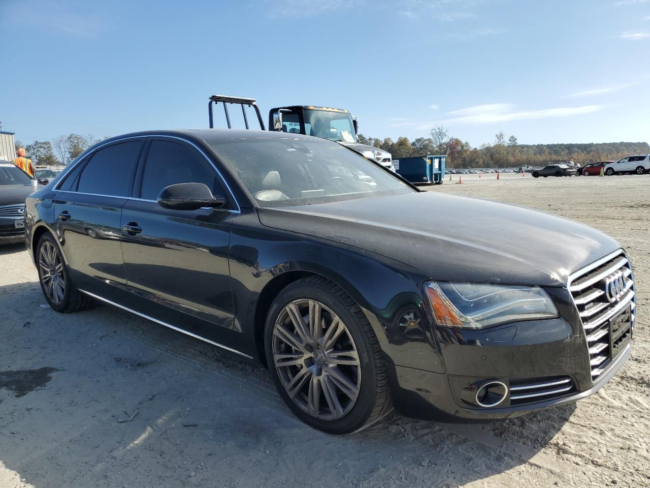 2014 Audi A8 - Image 4
