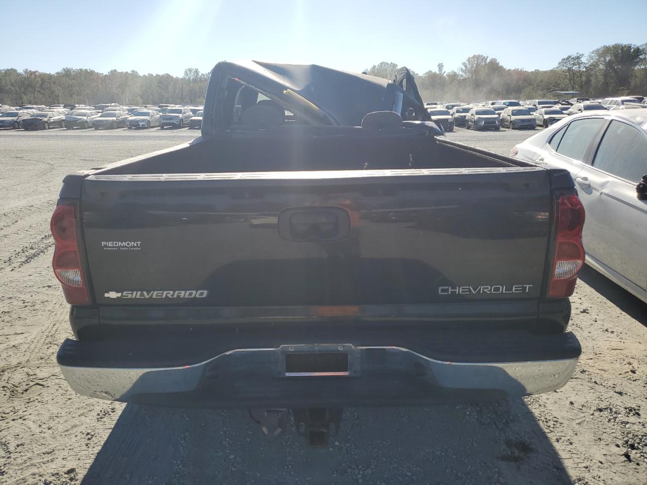 2005 Chevrolet Silverado - Image 6