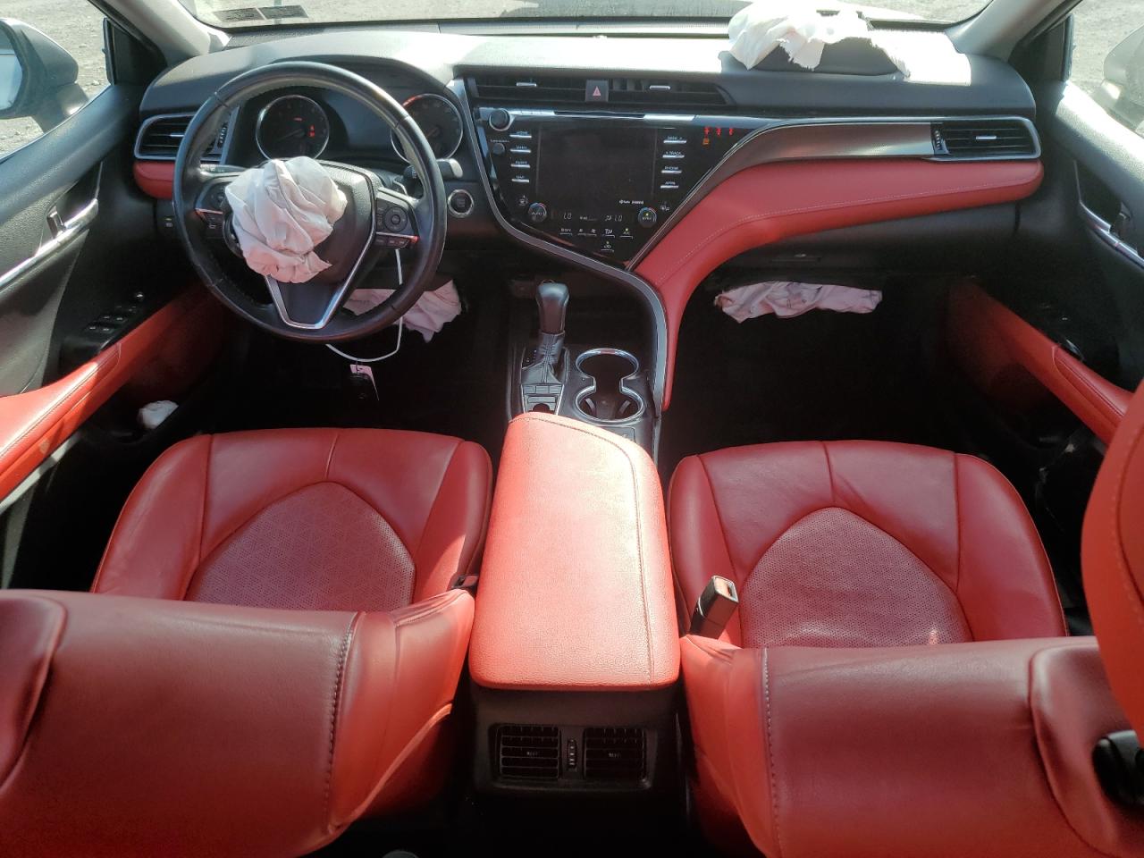 2020 Toyota Camry - Image 8
