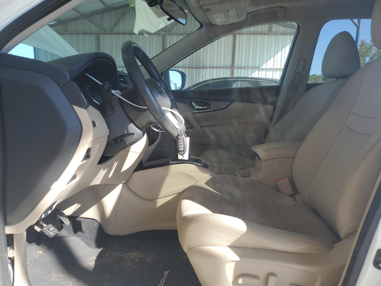 2017 Nissan Rogue - Image 7