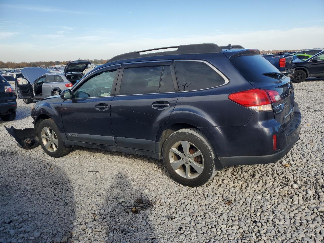 2013 Subaru Outback - Image 2