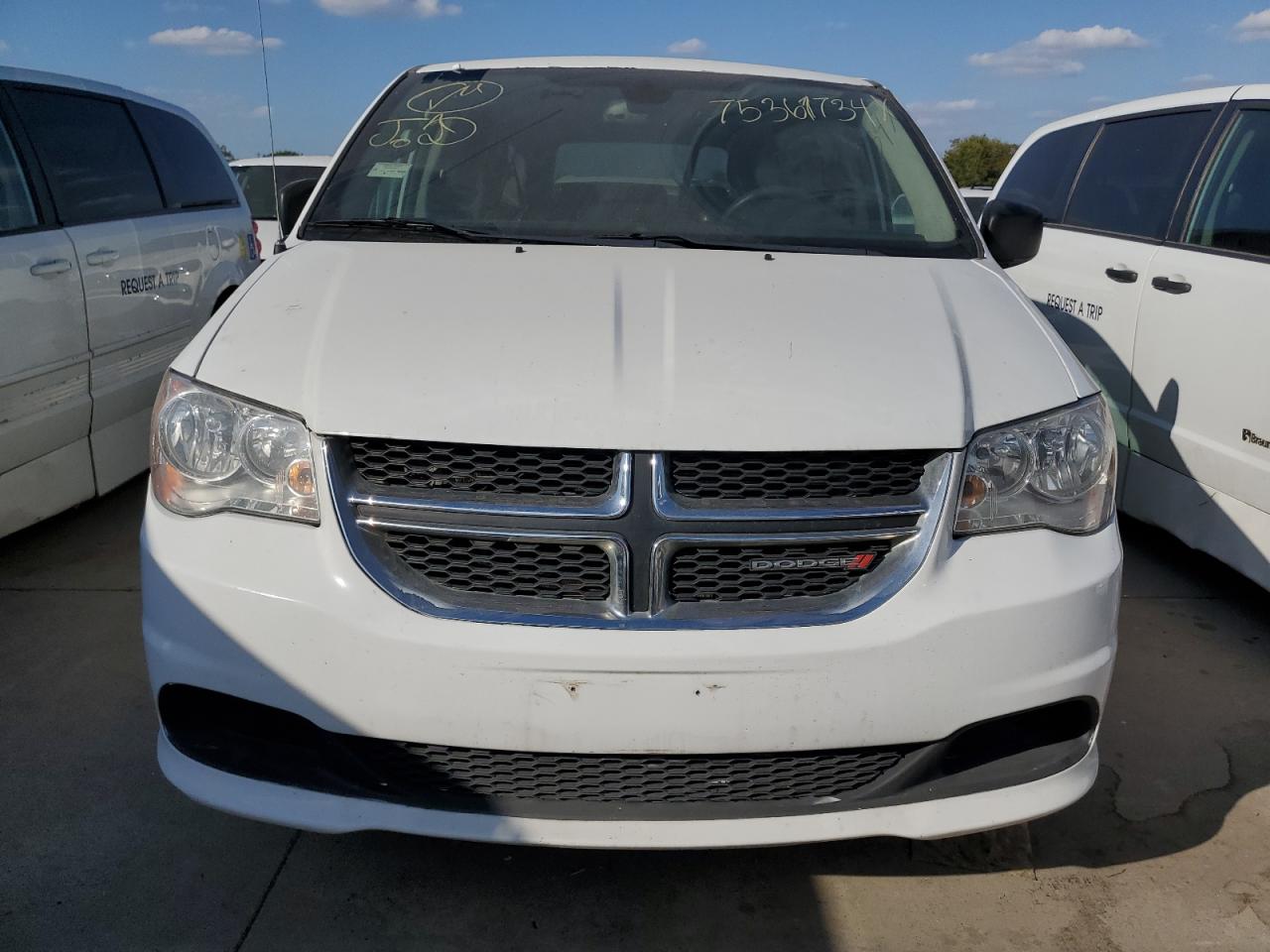 2019 Dodge Caravan - Image 5