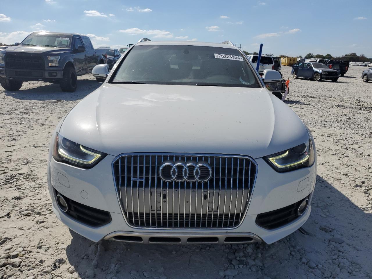 2015 Audi A4 - Image 5