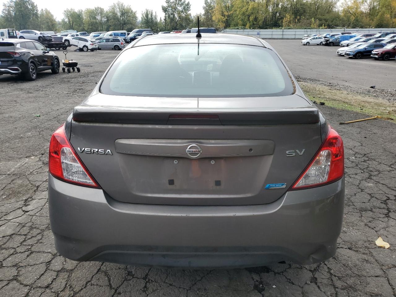 2016 Nissan Versa - Image 6