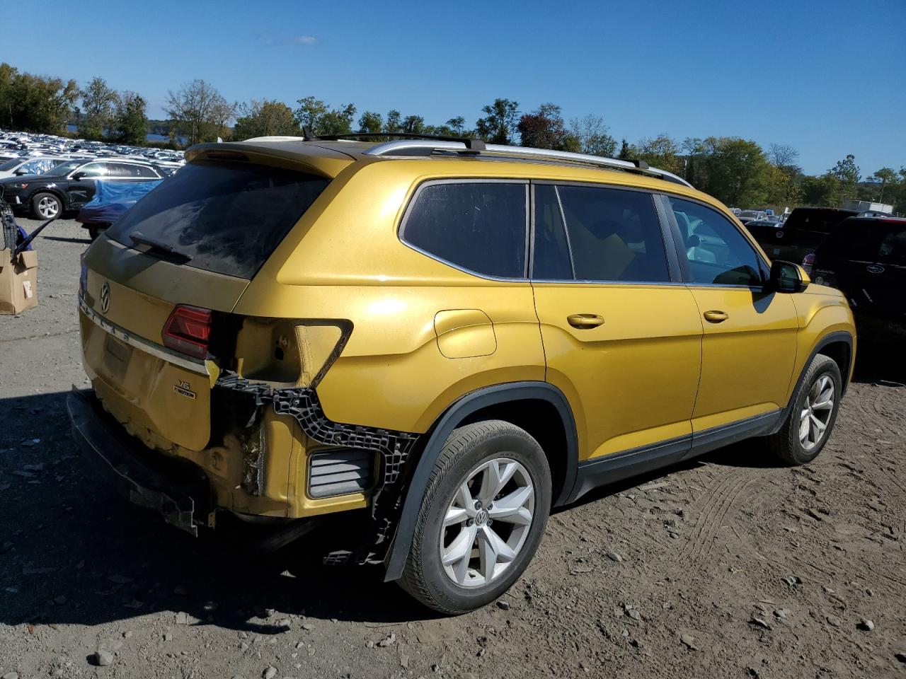 2018 Volkswagen Atlas S VIN: 1V2GR2CA7JC519811 Lot: 74399934