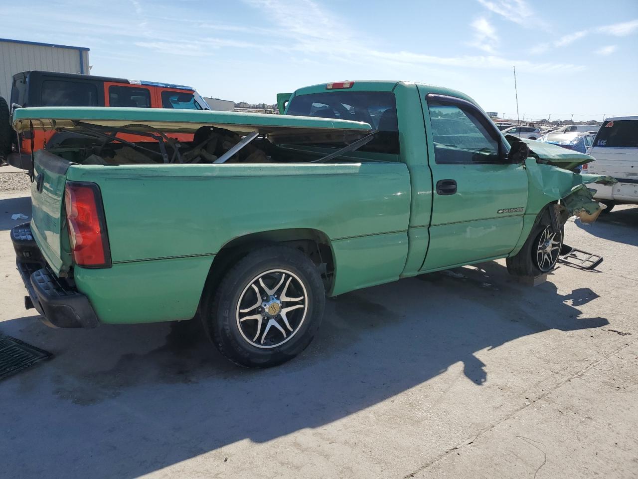 2006 Chevrolet Silverado - Image 3