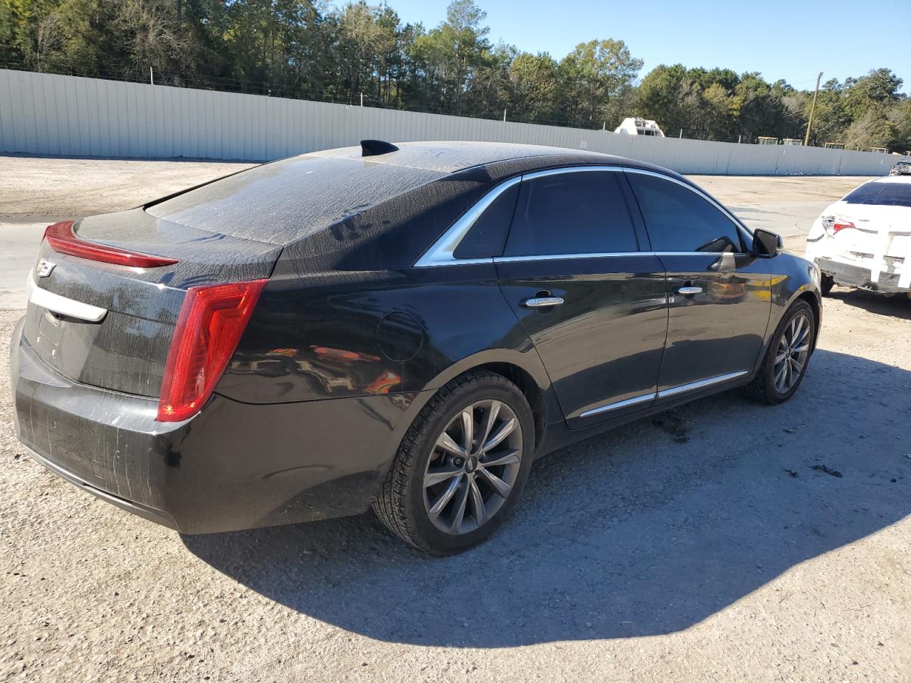 2016 Cadillac XTS - Image 3