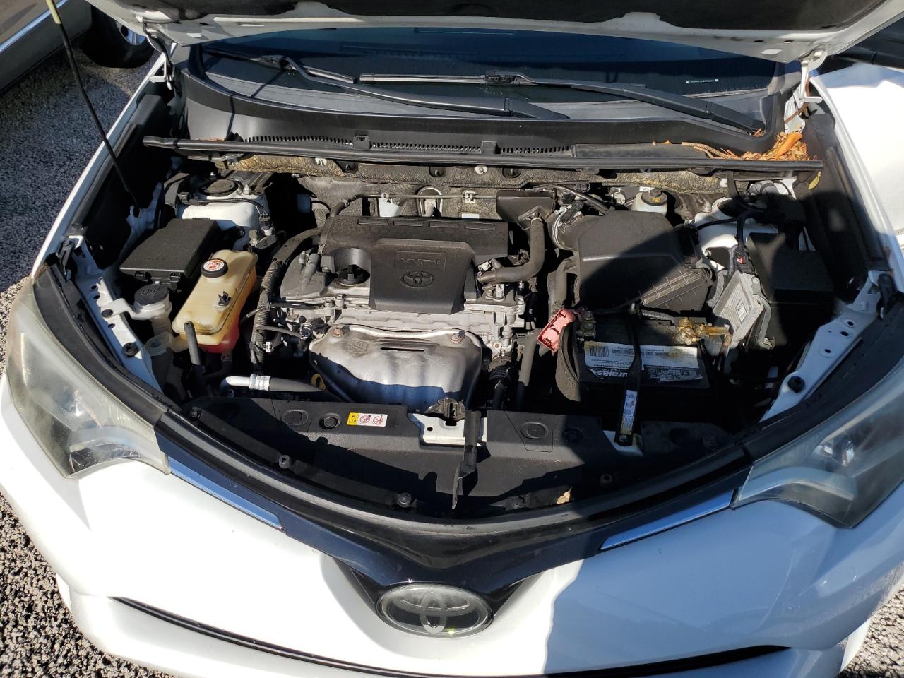 2018 Toyota RAV 4 - Image 12