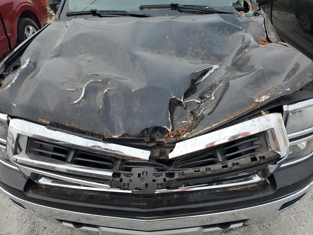 2015 Chevrolet Silverado - Image 11