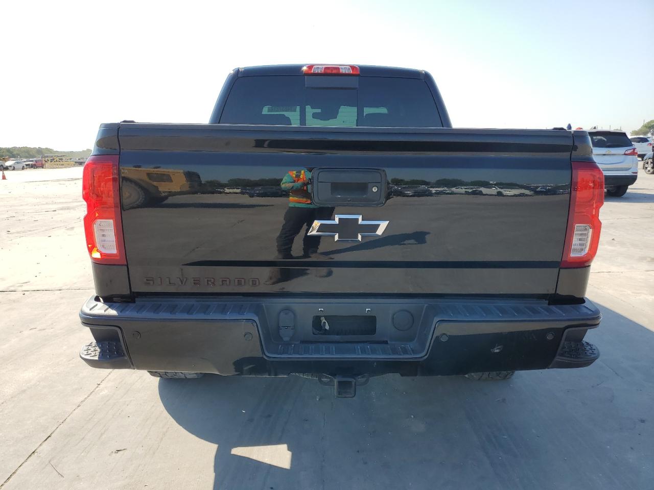 3GCUKSEJ9JG564090 2018 Chevrolet Silverado K1500 Ltz