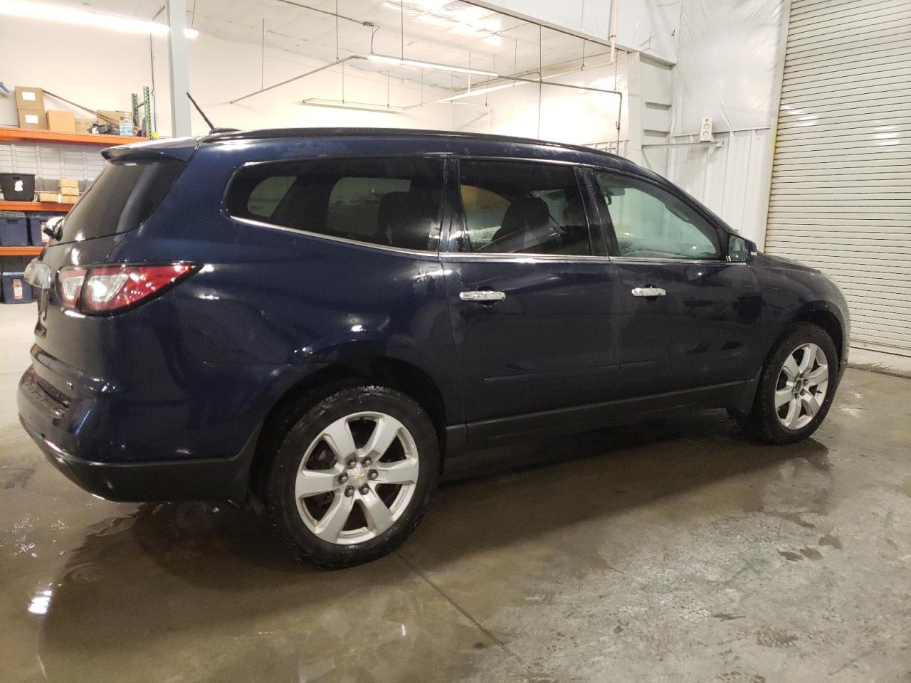 2017 Chevrolet Traverse - Image 3