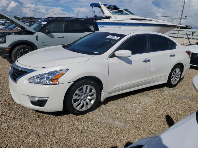 2014 Nissan Altima 2.5 for Sale in Arcadia, FL - Water/Flood