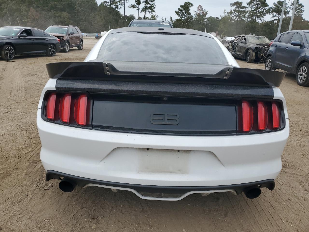 2016 Ford Mustang - Image 6