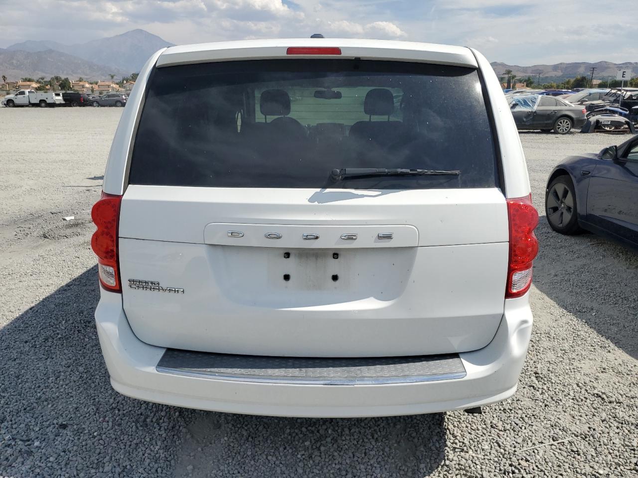 2C4RDGBG1ER452017 2014 Dodge Grand Caravan Se