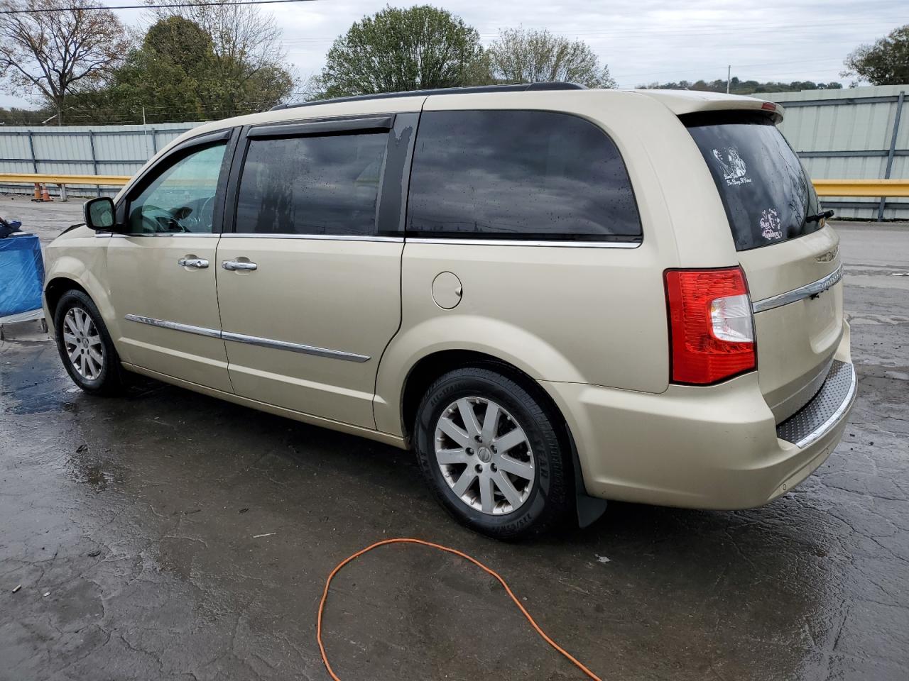 2011 Chrysler Town & Country Touring L VIN: 2A4RR8DGXBR613779 Lot: 76040804