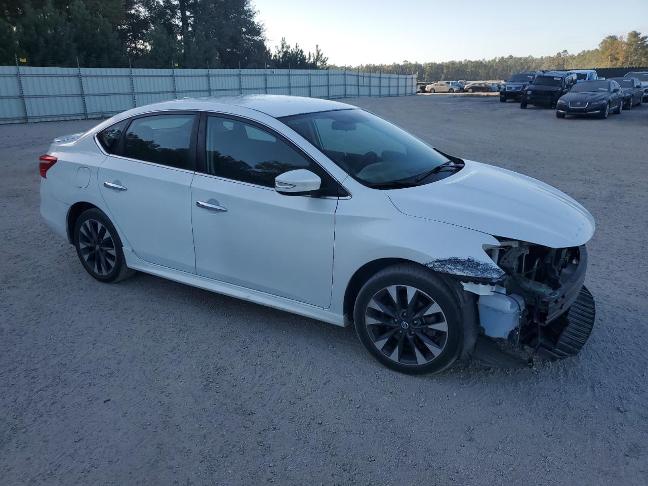 2017 Nissan Sentra - Image 4