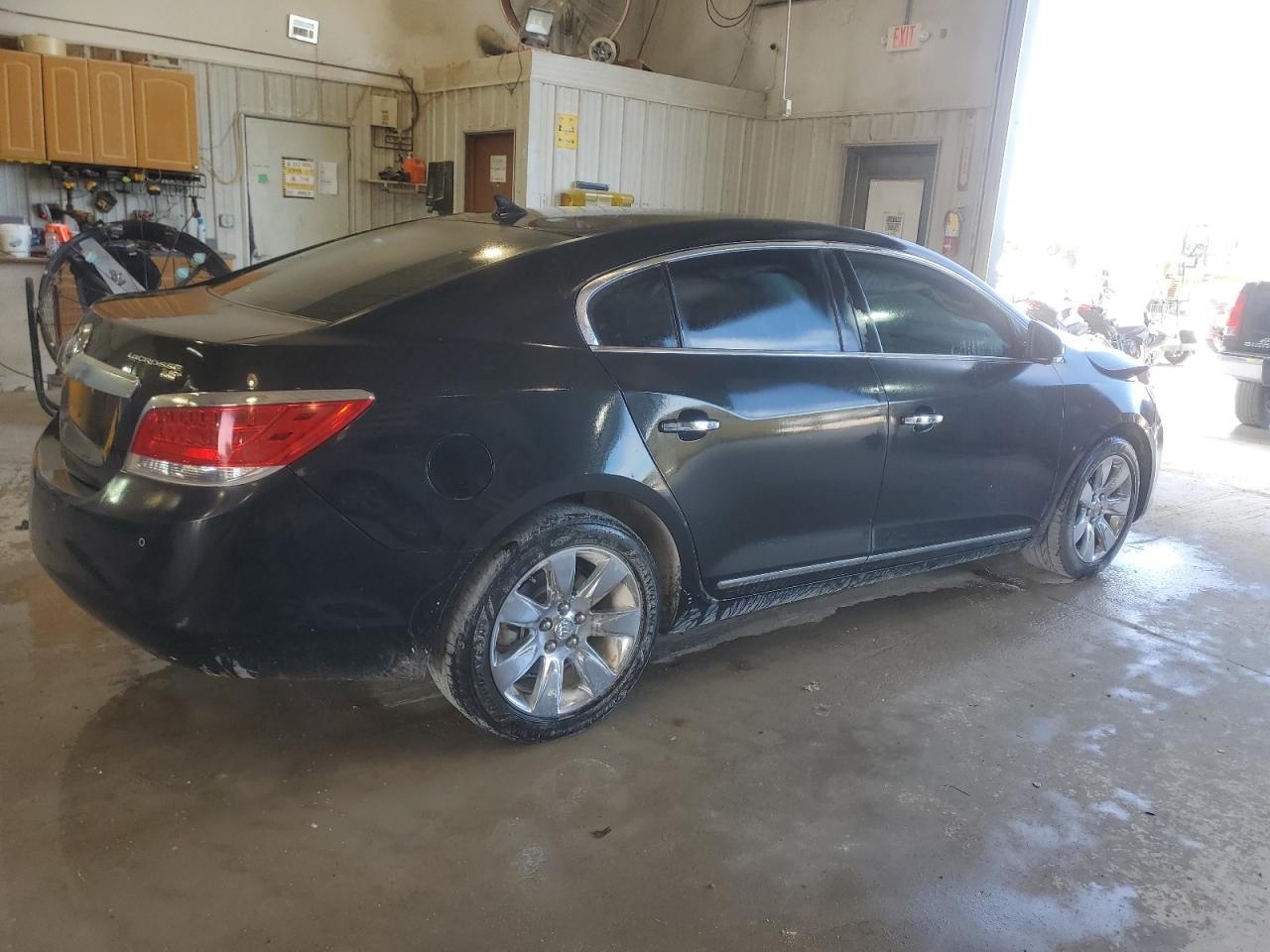 2010 Buick LaCrosse - Image 3