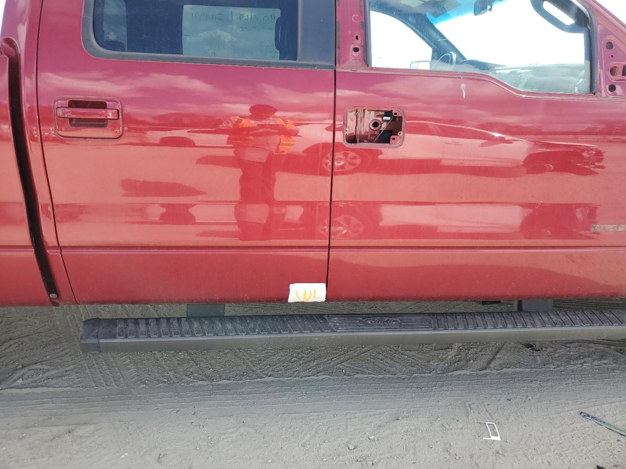 2013 Ford F-150 - Image 12