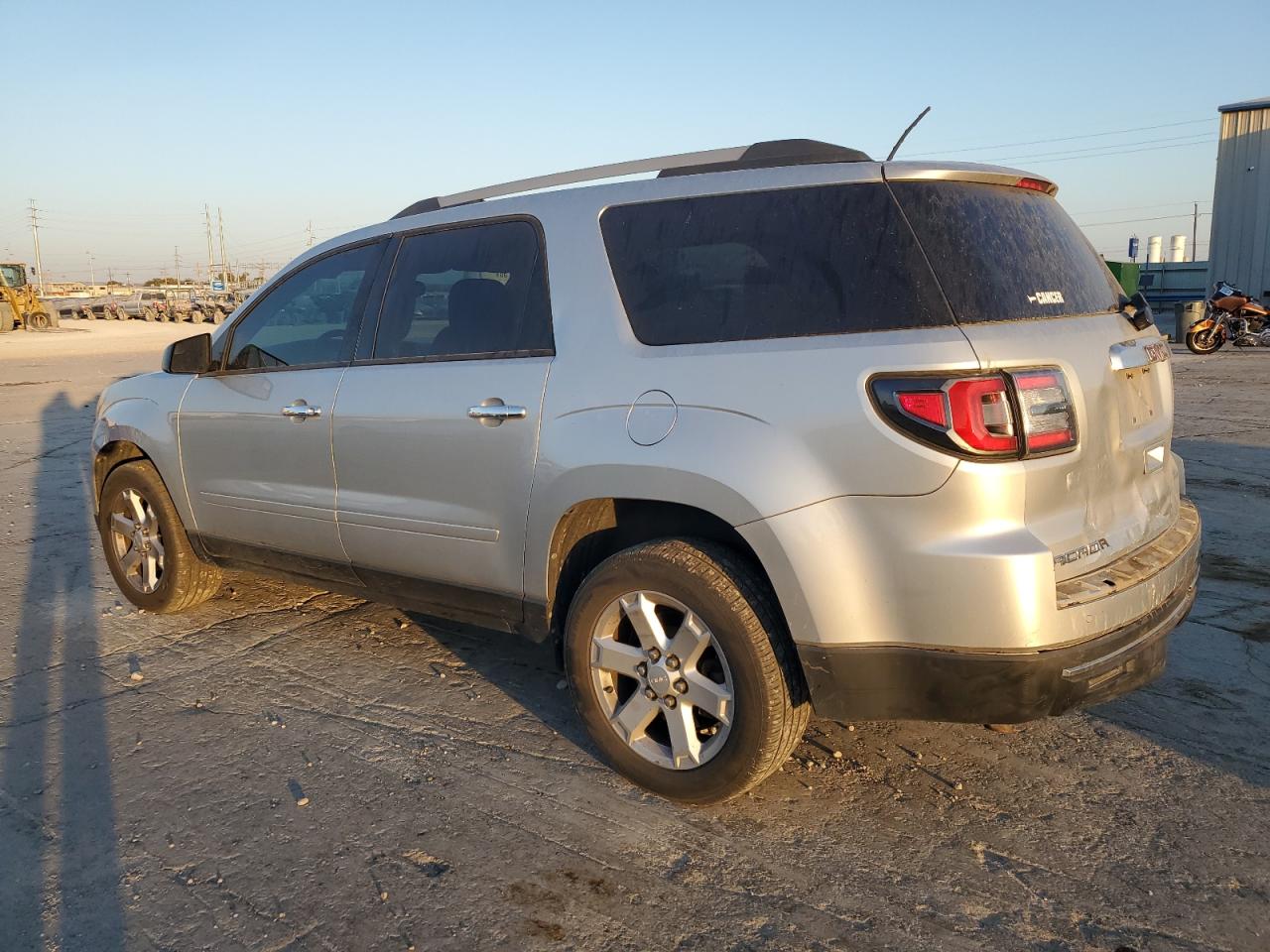 2013 GMC Acadia - Image 2