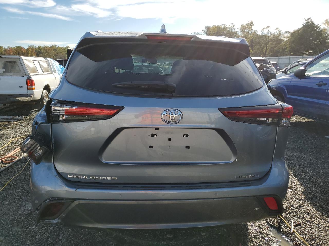 2023 Toyota Highlander L VIN: 5TDKDRAH3PS004122 Lot: 76387174