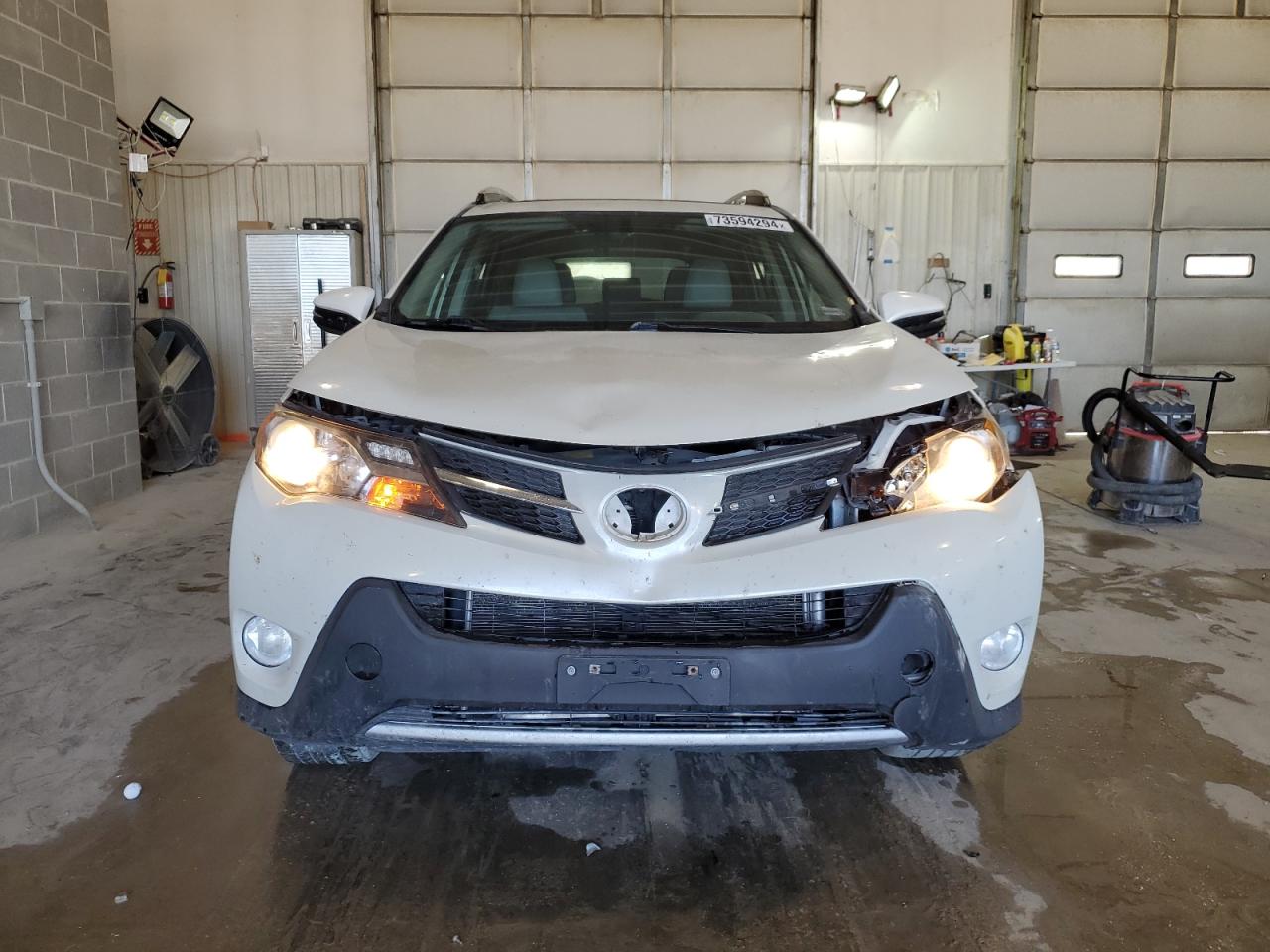 2015 Toyota RAV 4 - Image 5