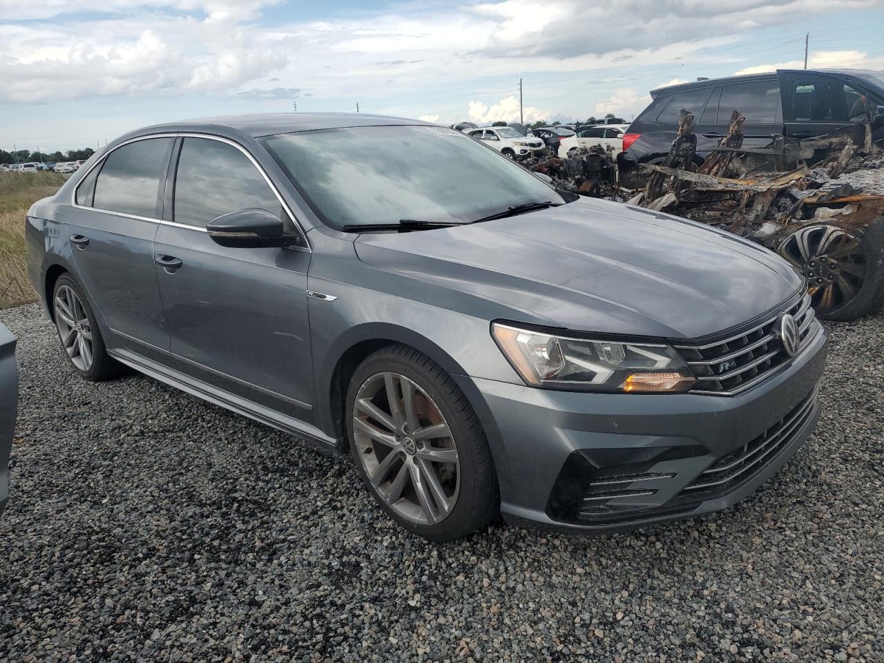 1VWDT7A37HC034115 2017 Volkswagen Passat R-Line