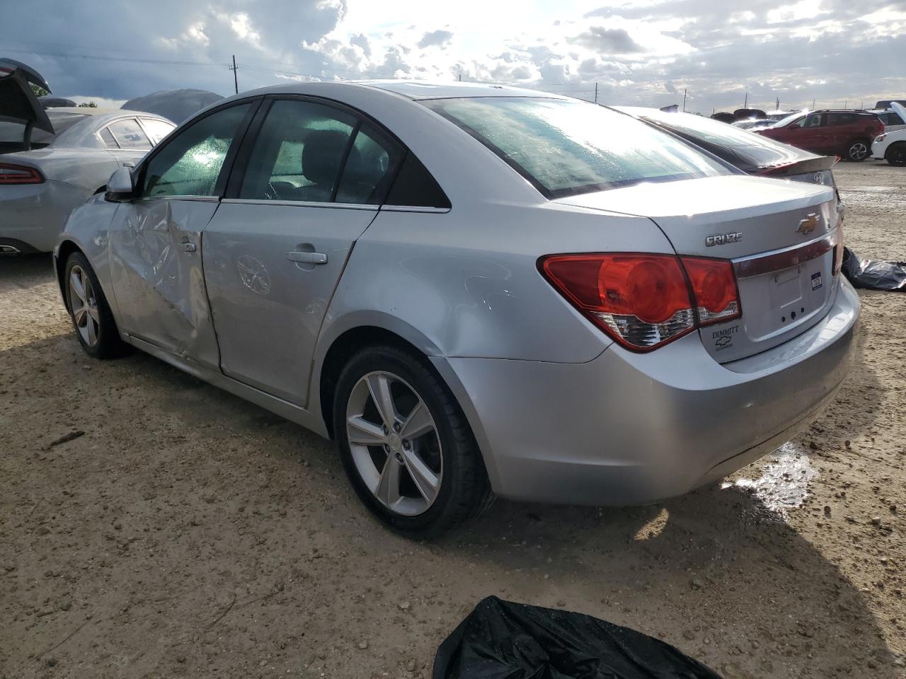 2014 Chevrolet Cruze - Image 2