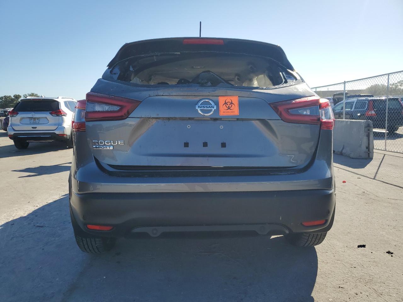 2022 Nissan Rogue Sport S VIN: JN1BJ1AVXNW347381 Lot: 77810574