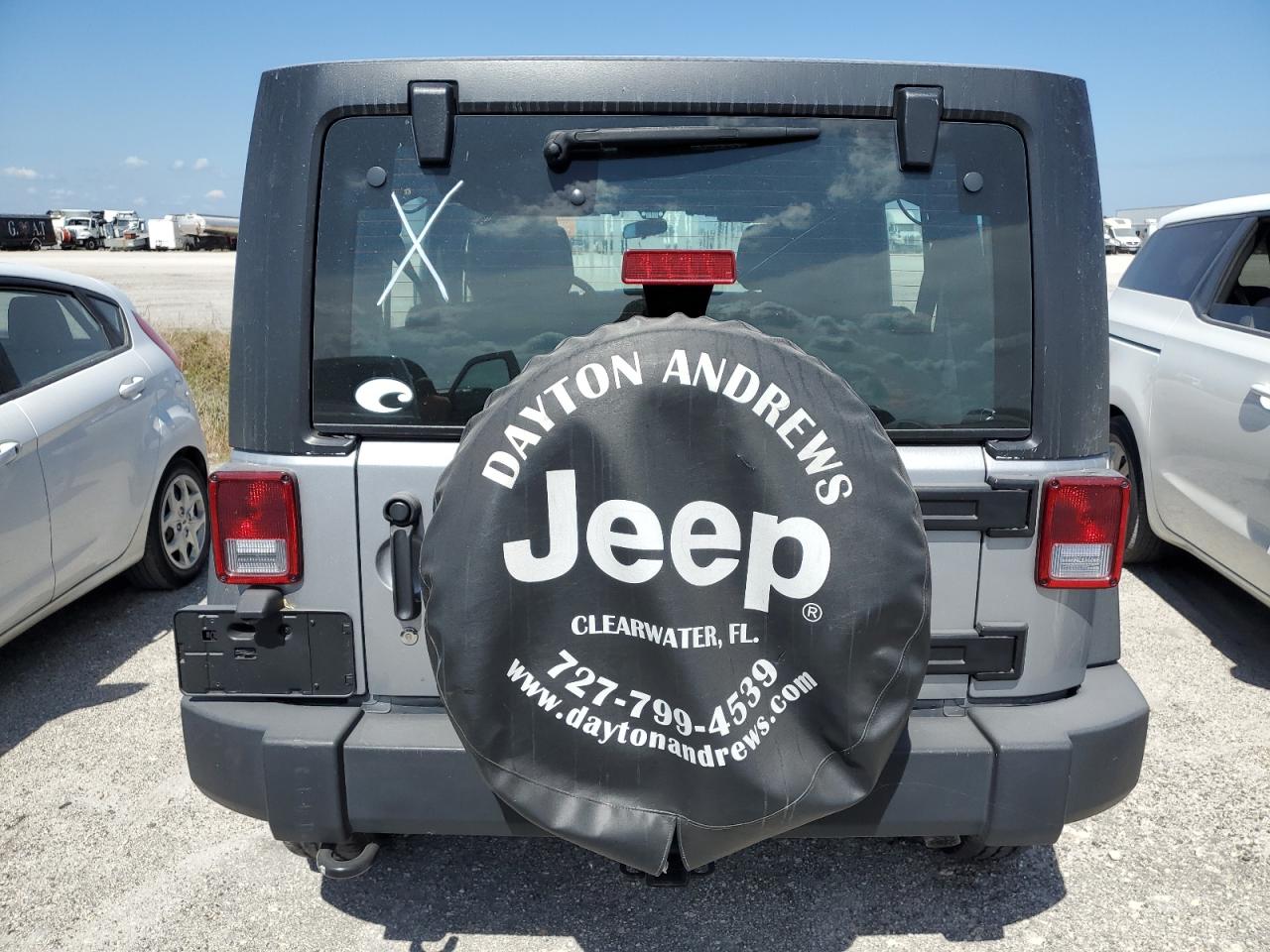 2014 Jeep Wrangler Unlimited Sport VIN: 1C4BJWDG2EL262284 Lot: 74953004