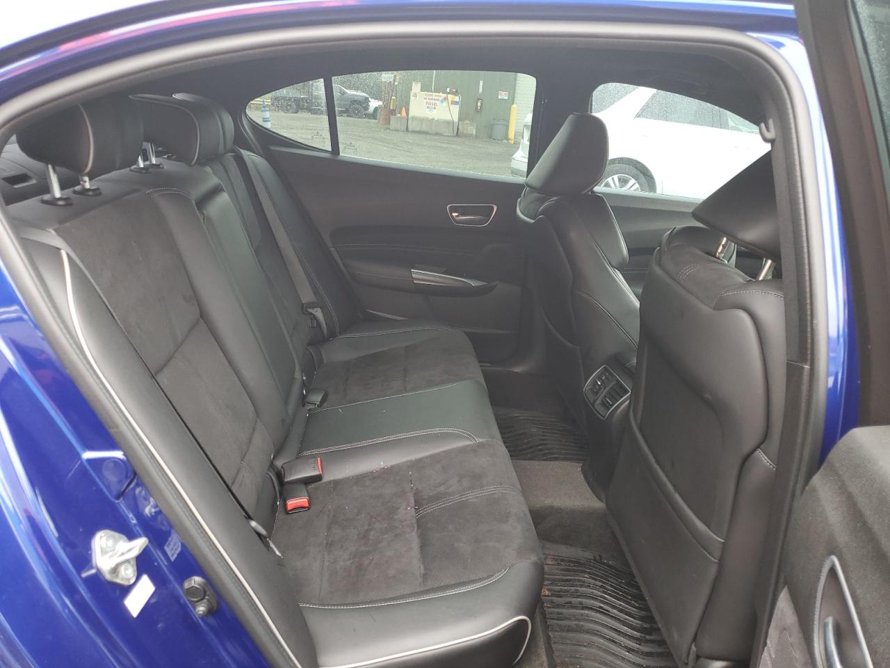 2018 Acura TLX - Image 10