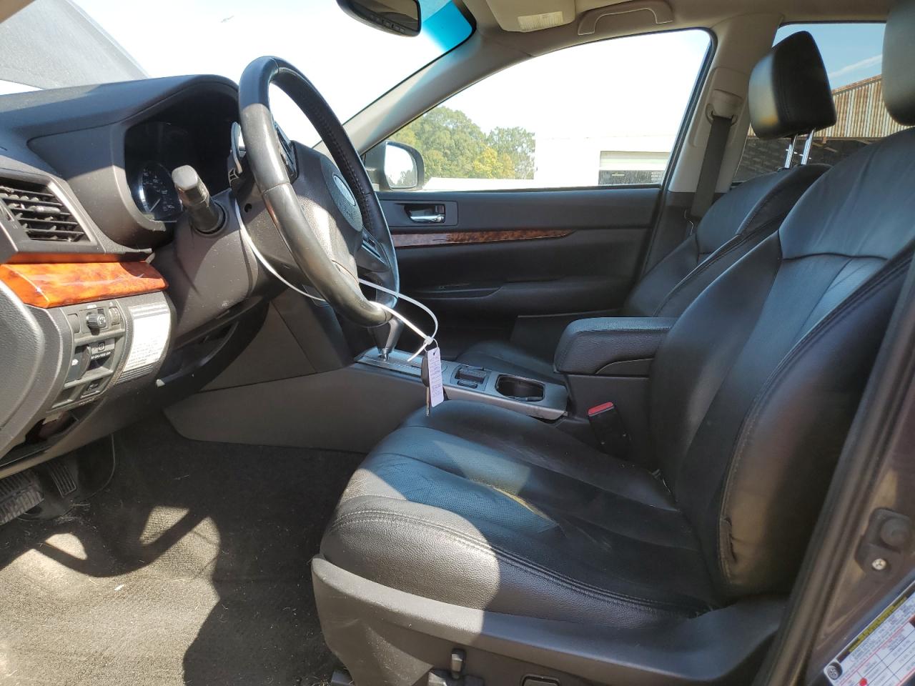 2012 Subaru Outback - Image 7