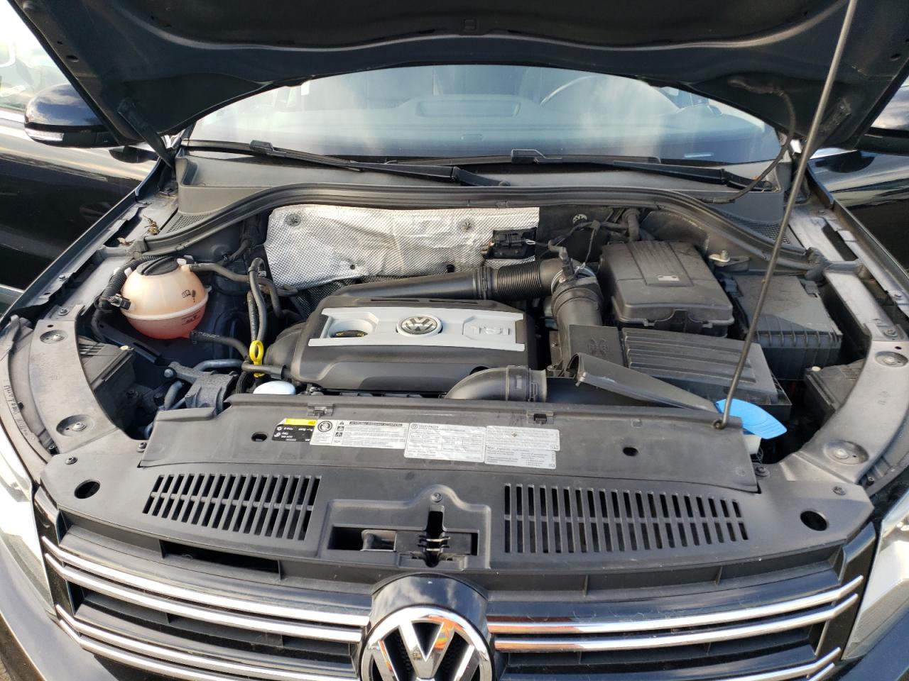 WVGBV7AX6GW606503 2016 Volkswagen Tiguan S