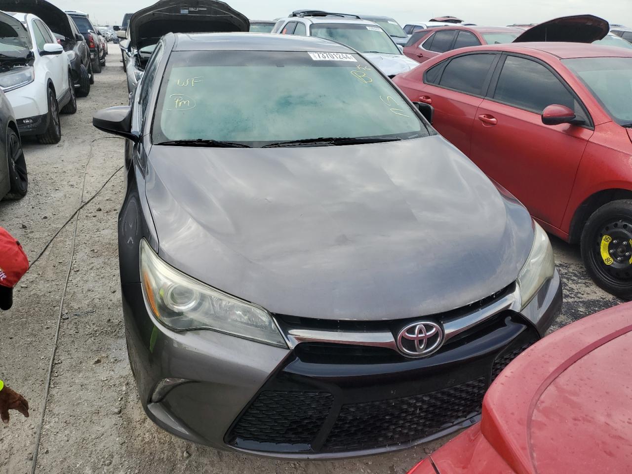 VIN 4T1BF1FK9GU204459 2016 TOYOTA CAMRY no.5