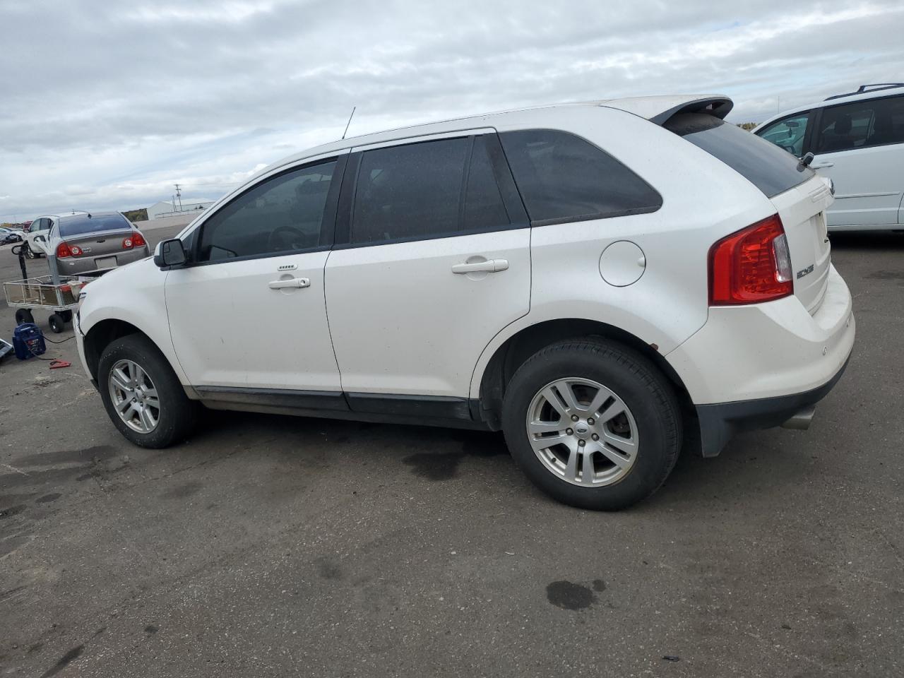 2014 Ford Edge - Image 2