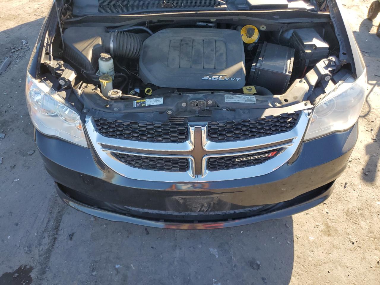 2C4RDGCG1GR375327 2016 Dodge Grand Caravan Sxt