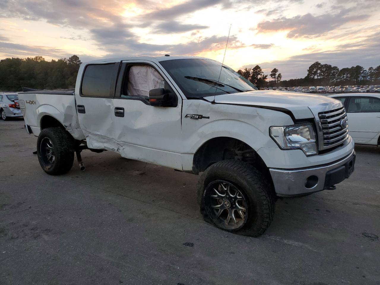 2014 Ford F-150 - Image 4