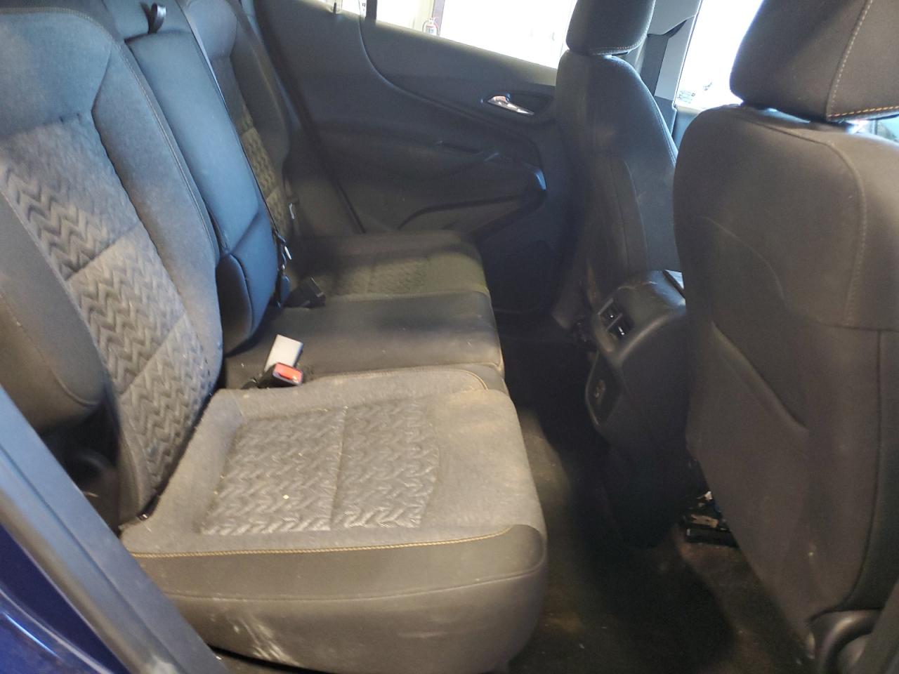 2022 Chevrolet Equinox - Image 11