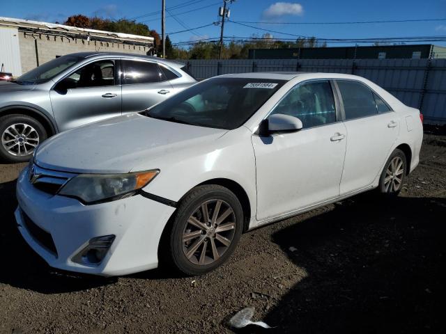 2012 Toyota Camry Hybrid للبيع في New Britain، CT - Front End