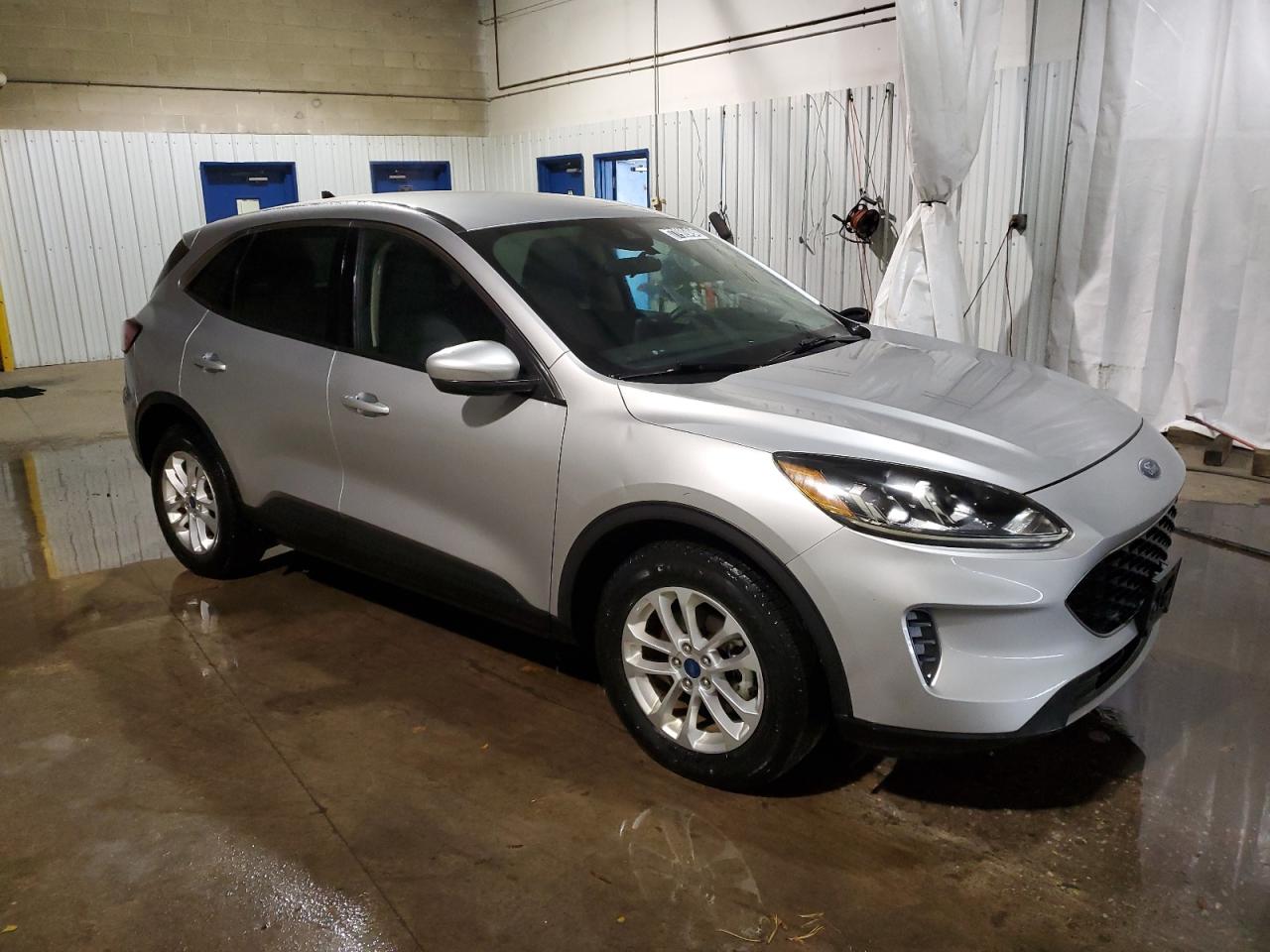 2020 Ford Escape - Image 4