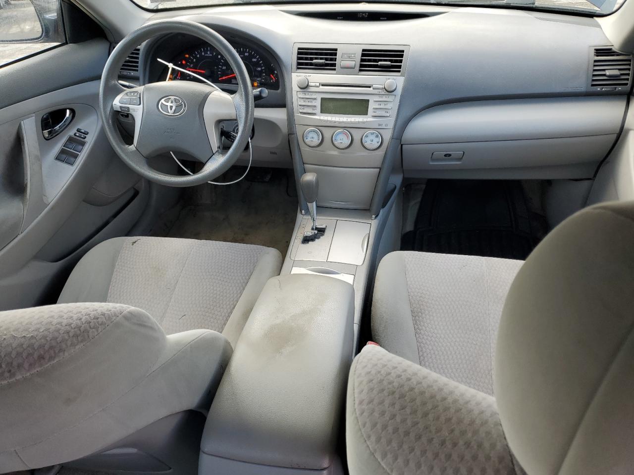2010 Toyota Camry - Image 8