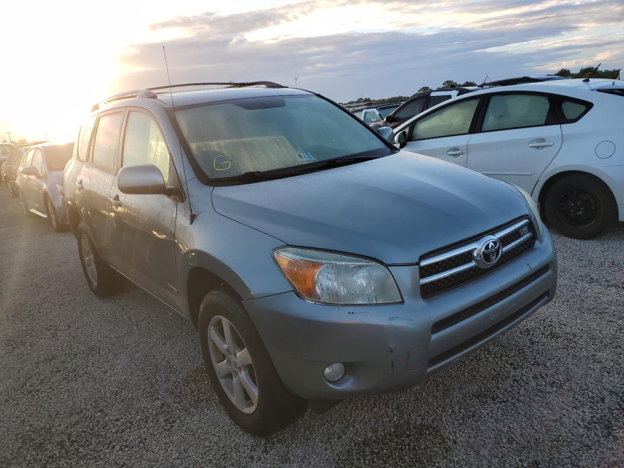 2007 Toyota RAV 4 - Image 4