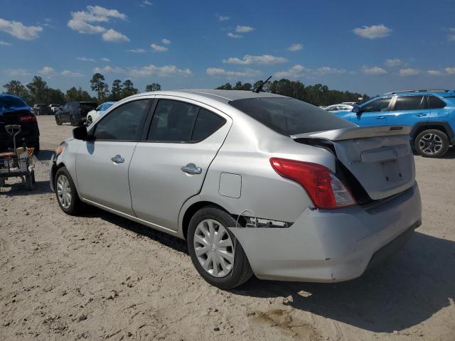  NISSAN VERSA 2017 Сріблястий