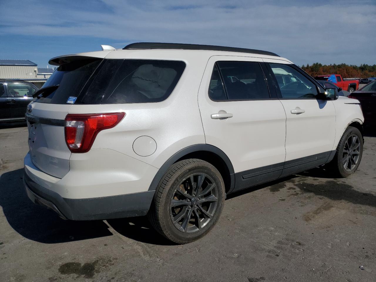 2017 Ford Explorer - Image 3