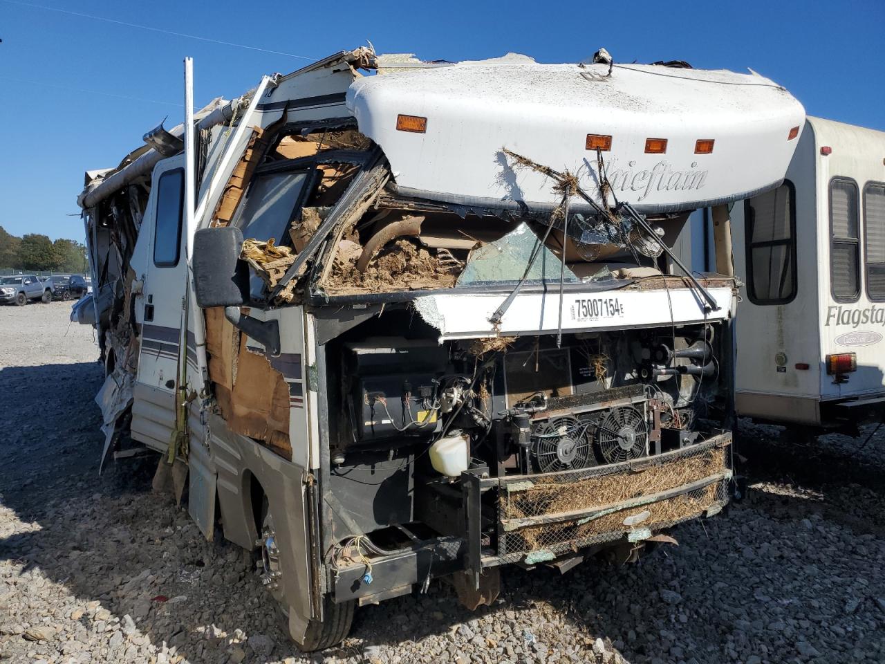 Madisonville, TN에서 판매 중인 1998 Freightliner Chassis X Line Motor Home - Water/Flood