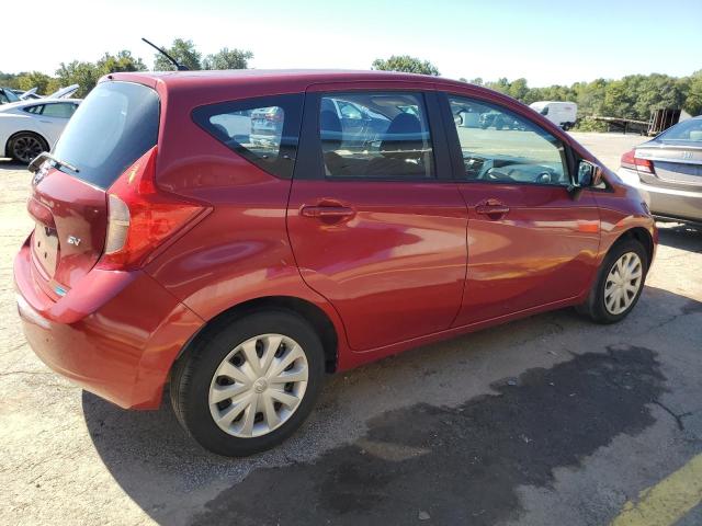  NISSAN VERSA 2015 Червоний